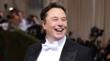 Elon Musk Tuduh Sam Bankman-Fried Sumbangkan 1 Miliar Dolar Dana Investor FTX Ke Partai Demokrat