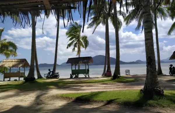 Pantai Ketapang, Destinasi Liburan Seru di Lampung