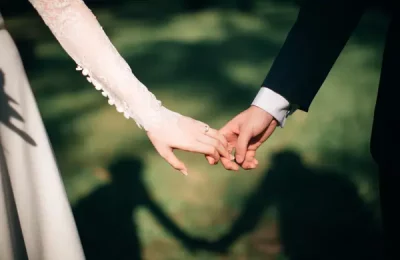 Pesan Cinta dan Kesetiaan dari Cerpen Romantis Pernikahan
