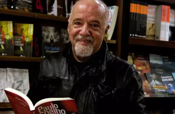 Temukan Inspirasi dan Makna Hidup dengan Membaca Buku Paulo Coelho